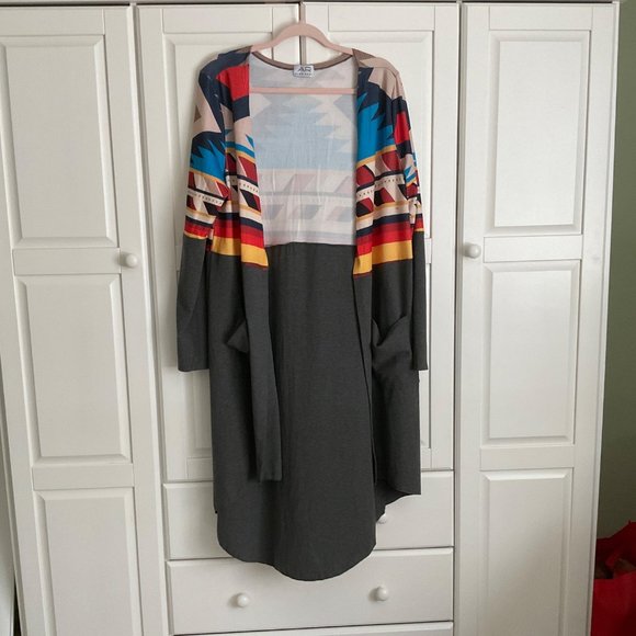 Alex Ryan Woman’s Gray Tribal Print Open Front Long Cardigan Size XL W/ Pockets - Picture 5 of 8